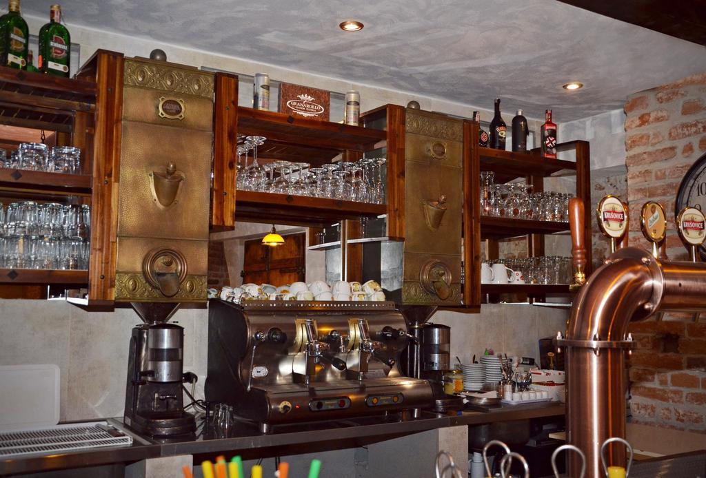 Granarollo Penzion Pizzeria Mlynany 外观 照片